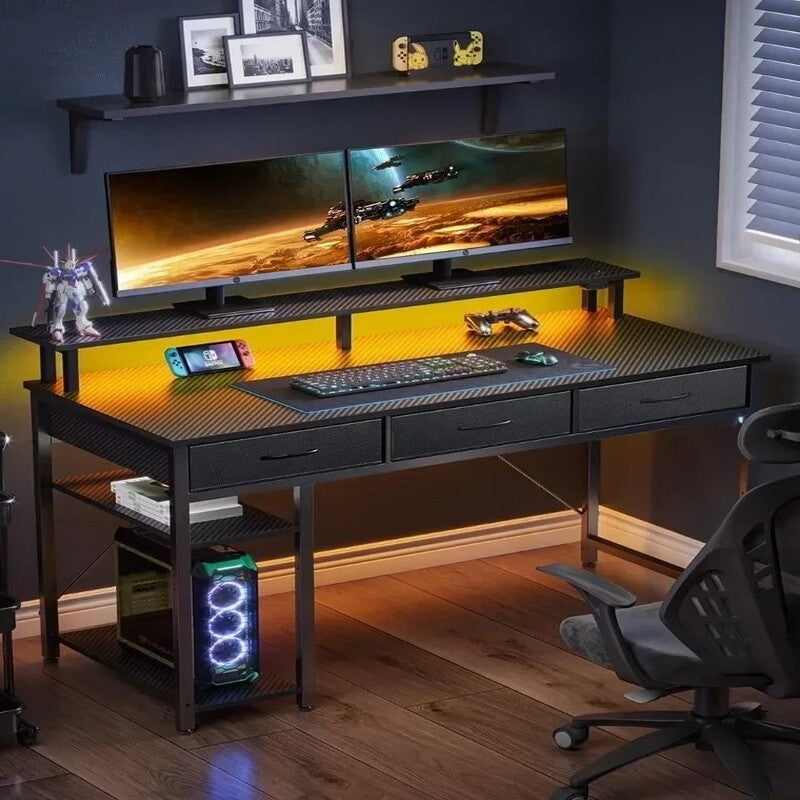 Bureau informatique avec rangement