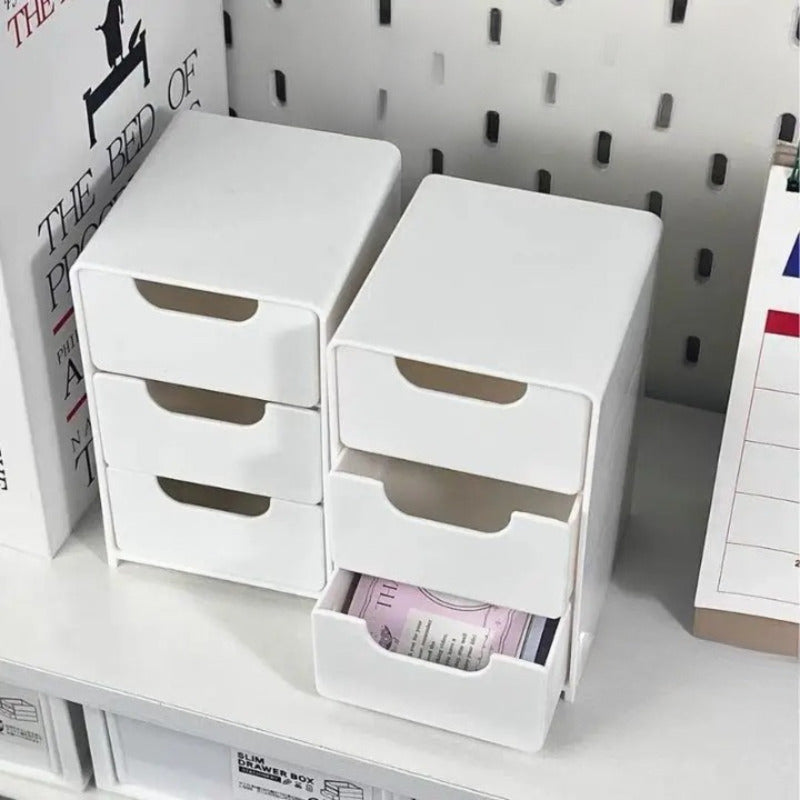 Casier de rangement en plastique